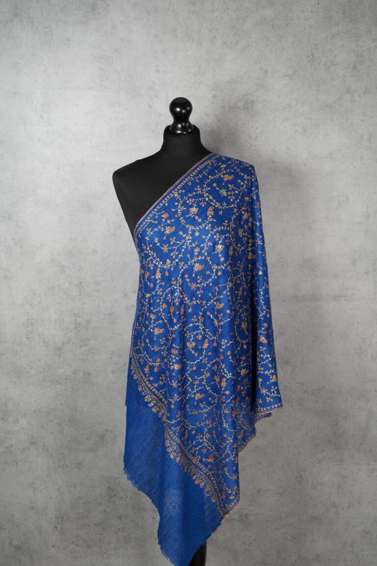 Royal Kaarigari Pashmina Scarf – Intricate Artistry