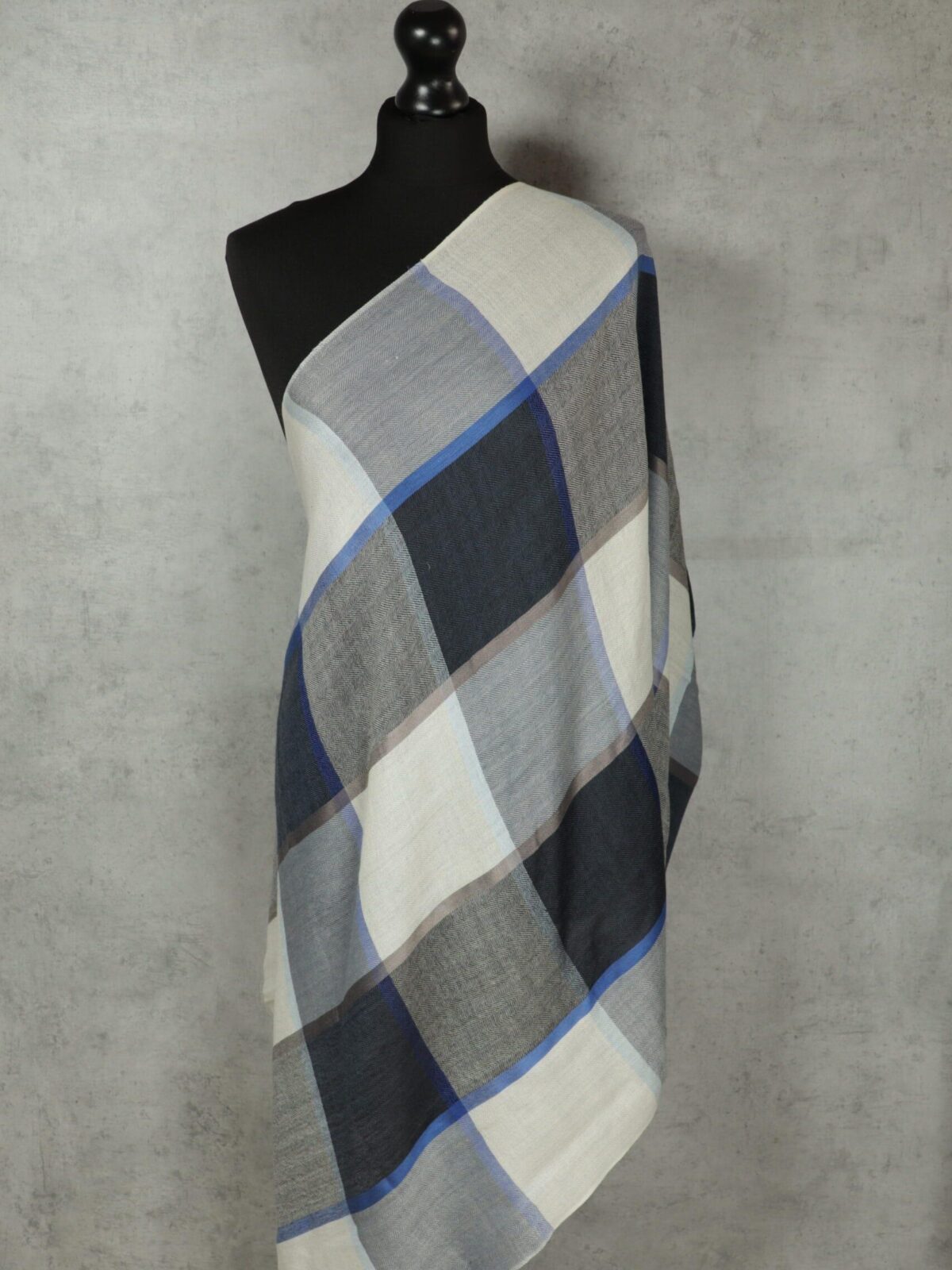 Mosaic Frame Scarf