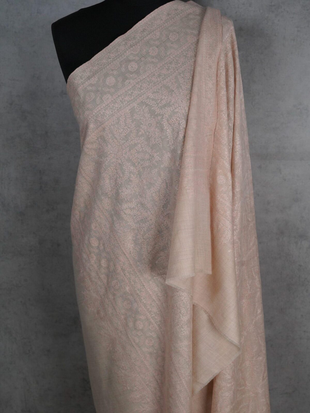 Chand-e-Dastak Handmade Pashmina Shawl