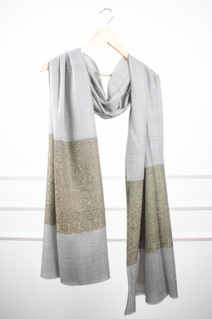 VibrantFrame Scarf