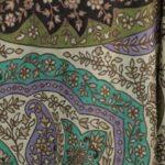 Royal Crest Shawl - Brown Outlines