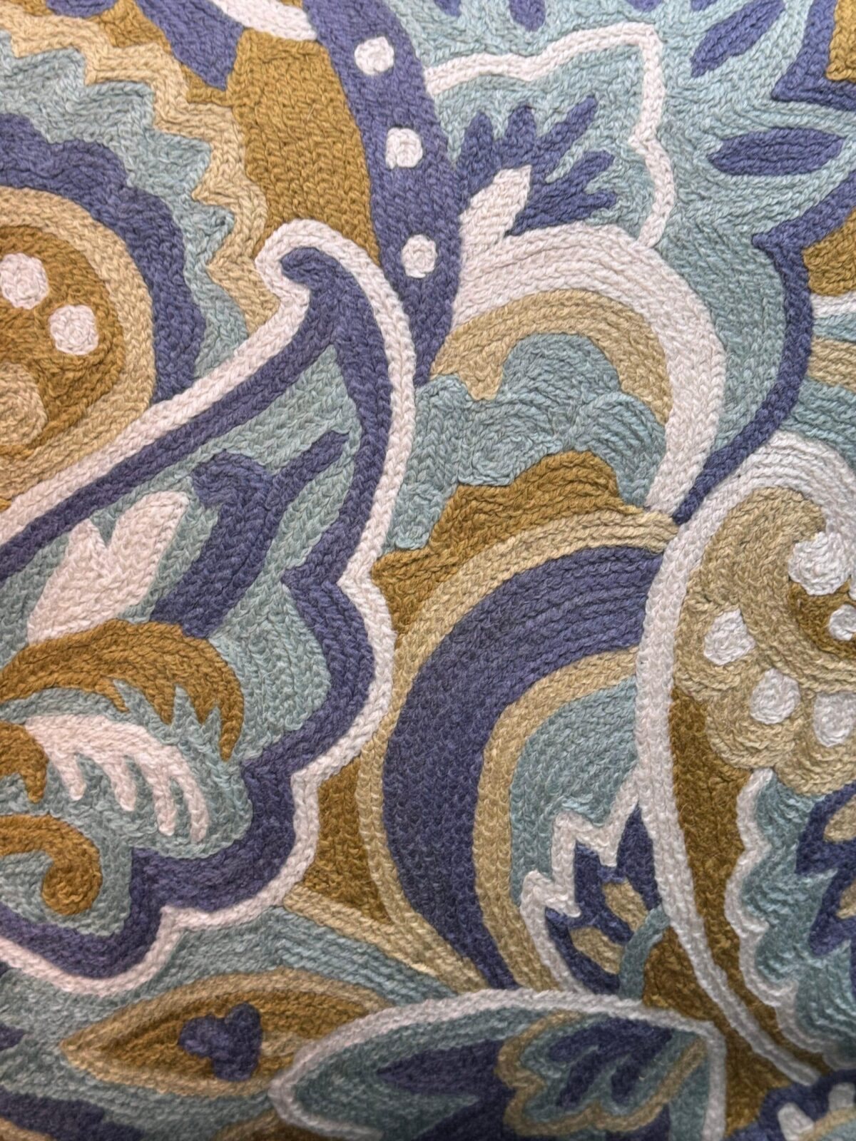 Samaa-e-Neel Kashmiri Wool Aari-Embroidered Cushion Cover