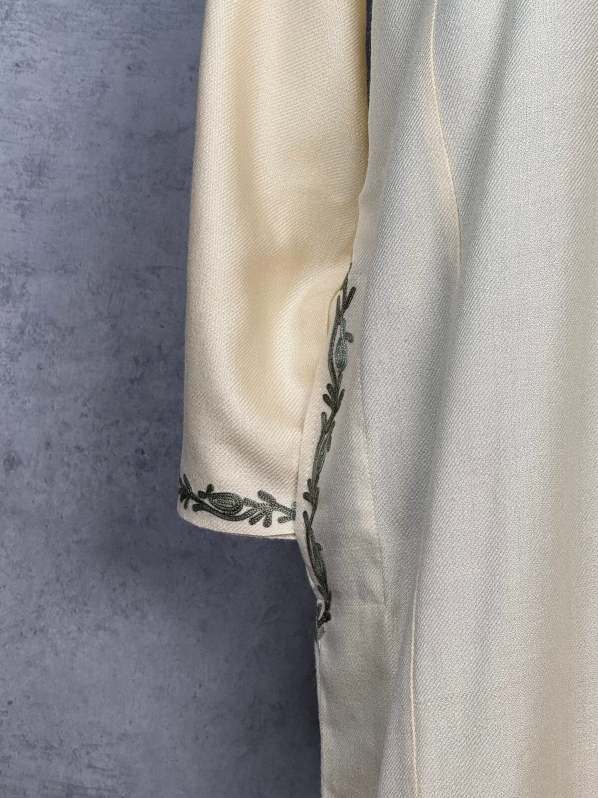 Sheen Gul Cream Acro Wool Aari Embroidered Pheran