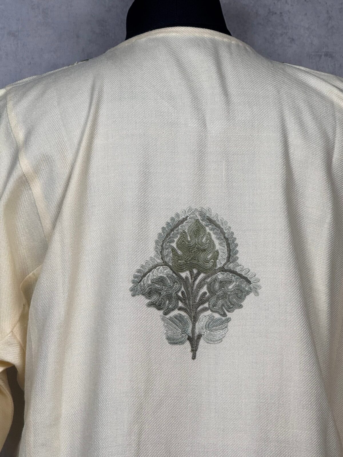 Sheen Gul Cream Acro Wool Aari Embroidered Pheran