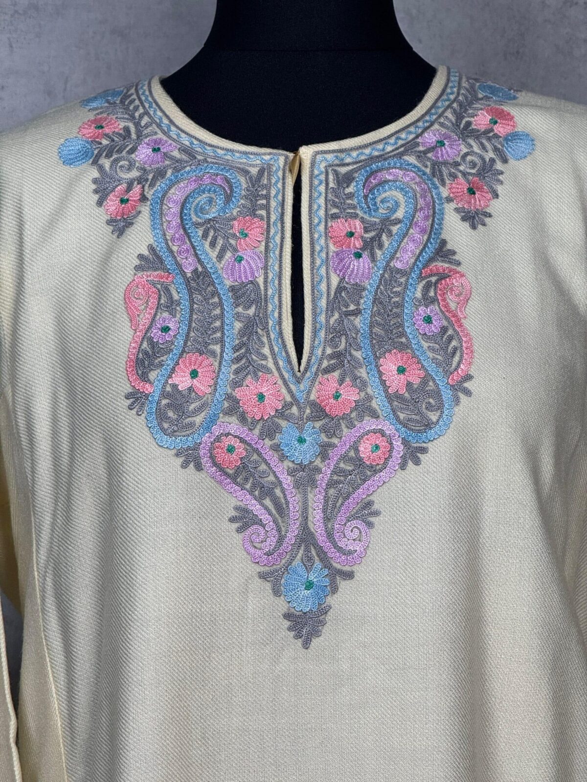 Firdaus Cream Acro Wool Aari Embroidered Pheran