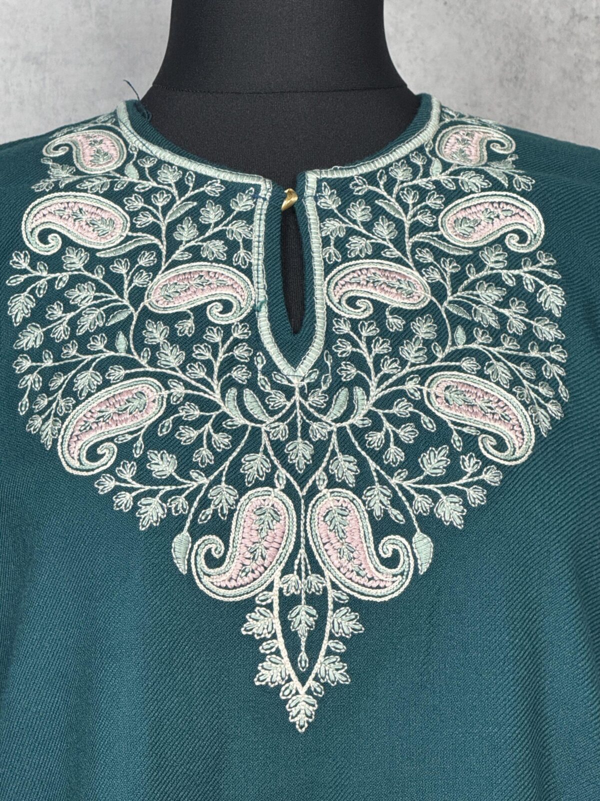 Aarzoo Handcrafted Acro Wool Kurti with Kashmiri Needlework (Emerald Green)