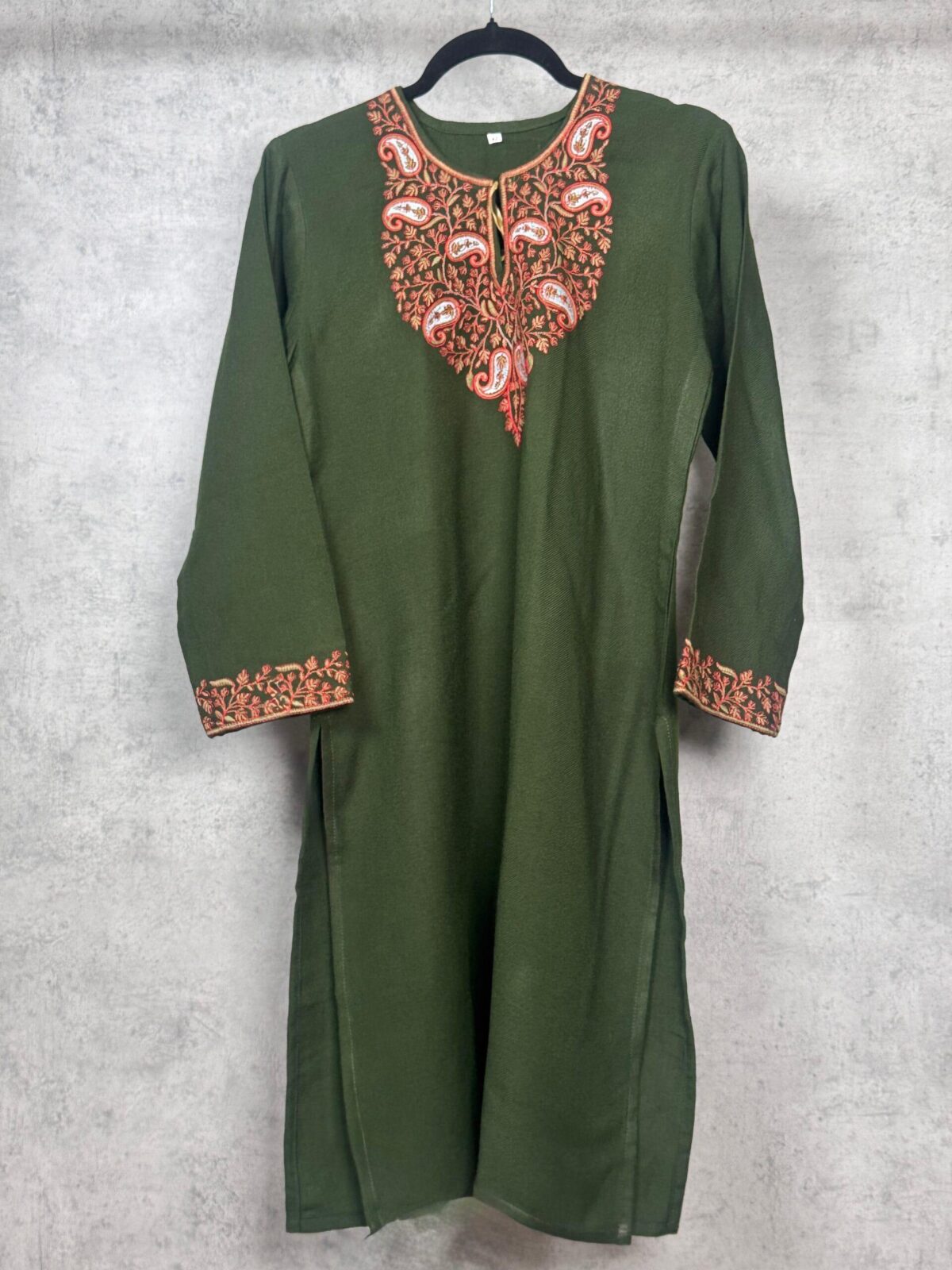 Guldaan Handcrafted Acro Wool Kurti with Kashmiri Needlework (Forest Green)
