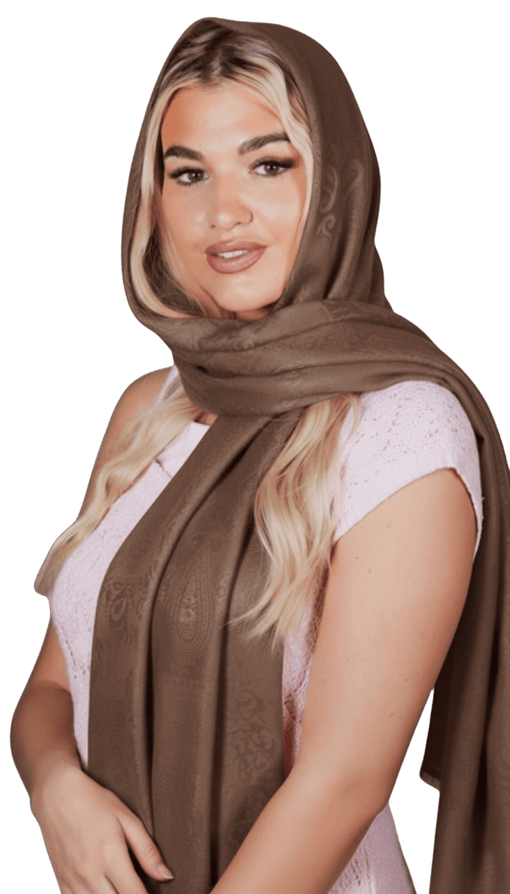 Coffee-Tone Scarf for Everyday Elegance