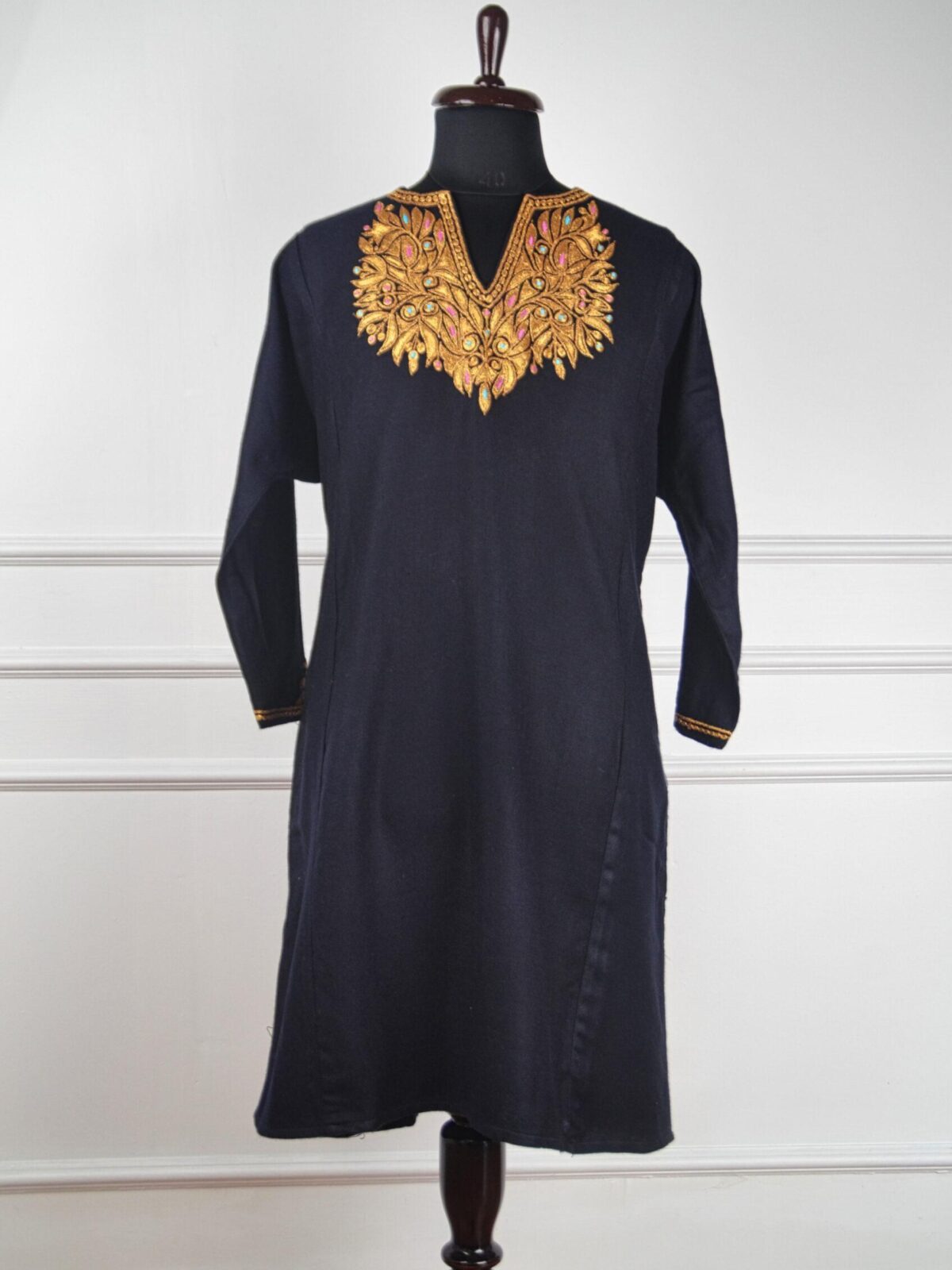 Noor-e-Zeest Kashmiri Tilla Work Pheran