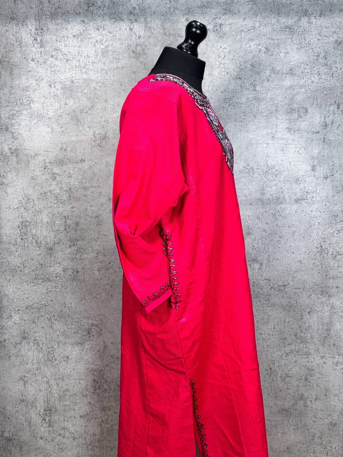 Inaya Deep Rose Hand Needle Work Pheran