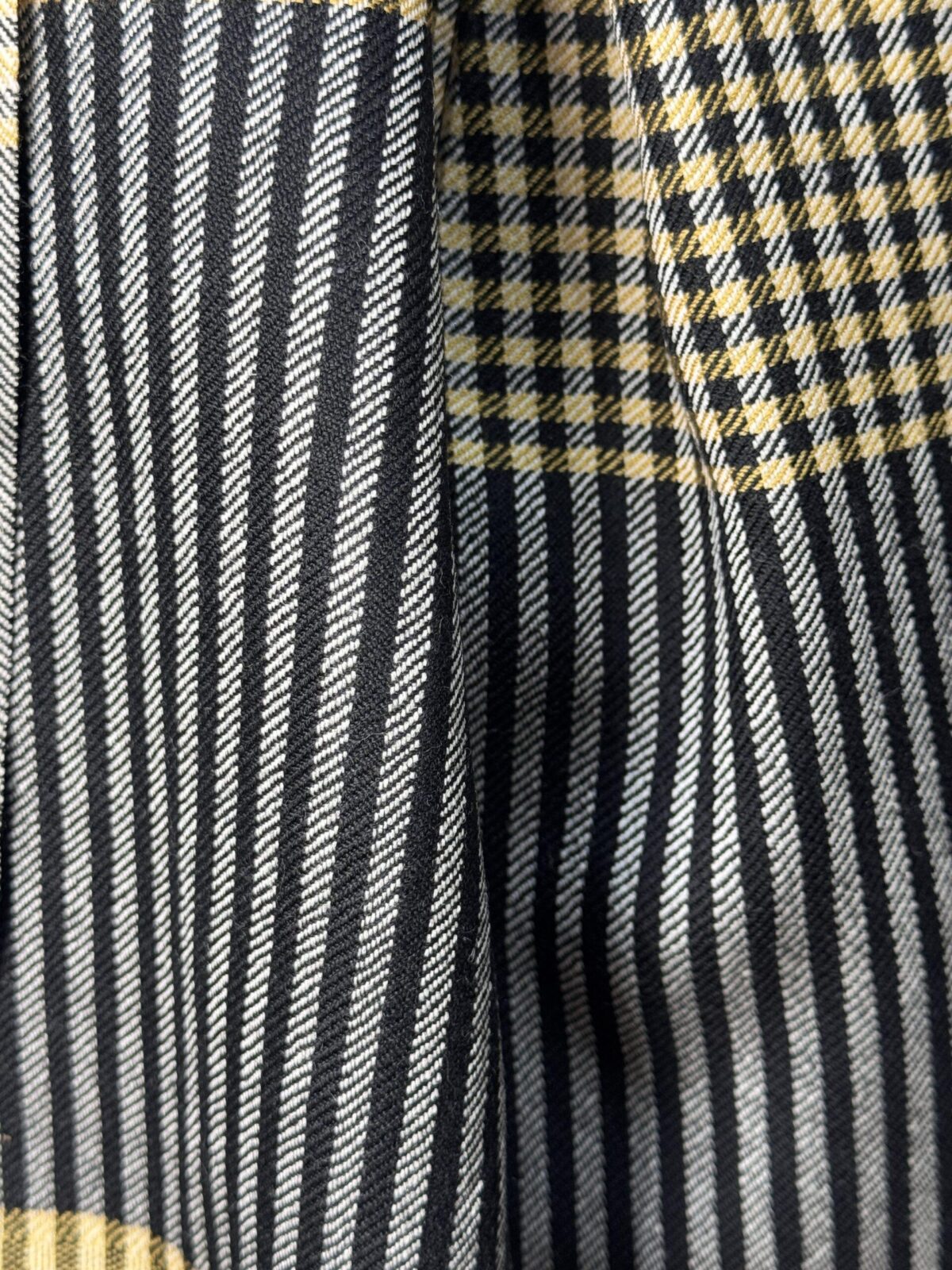 Monochrome Heritage Check Wool Scarf