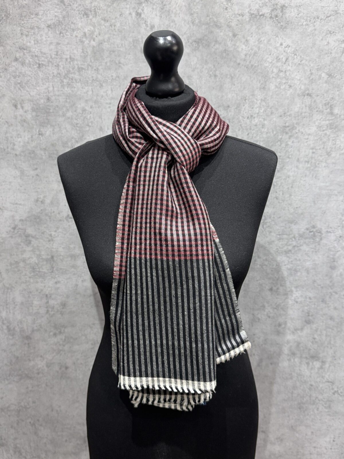 Raven Red Wool Scarf