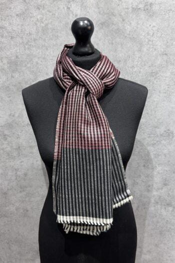 Raven Red Wool Scarf