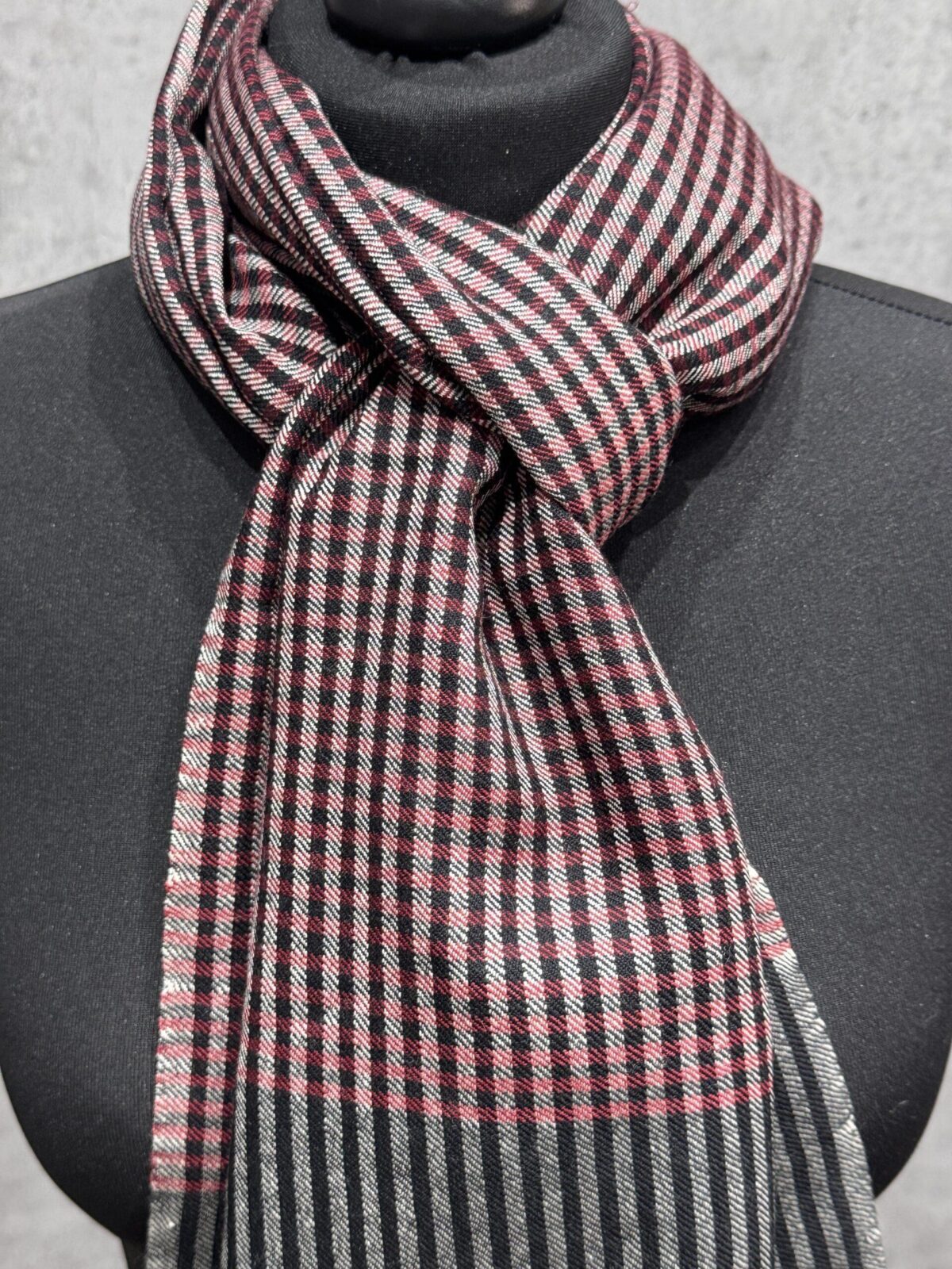 Raven Red Wool Scarf