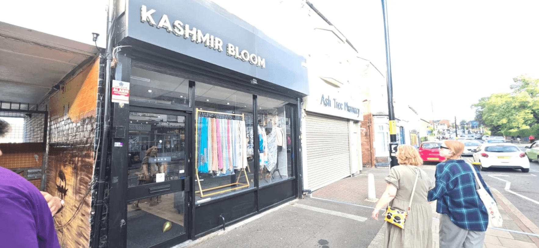 kashmir-bloom-store-in-birmingham-uk kashmir-bloom-store-in-birmingham-uk