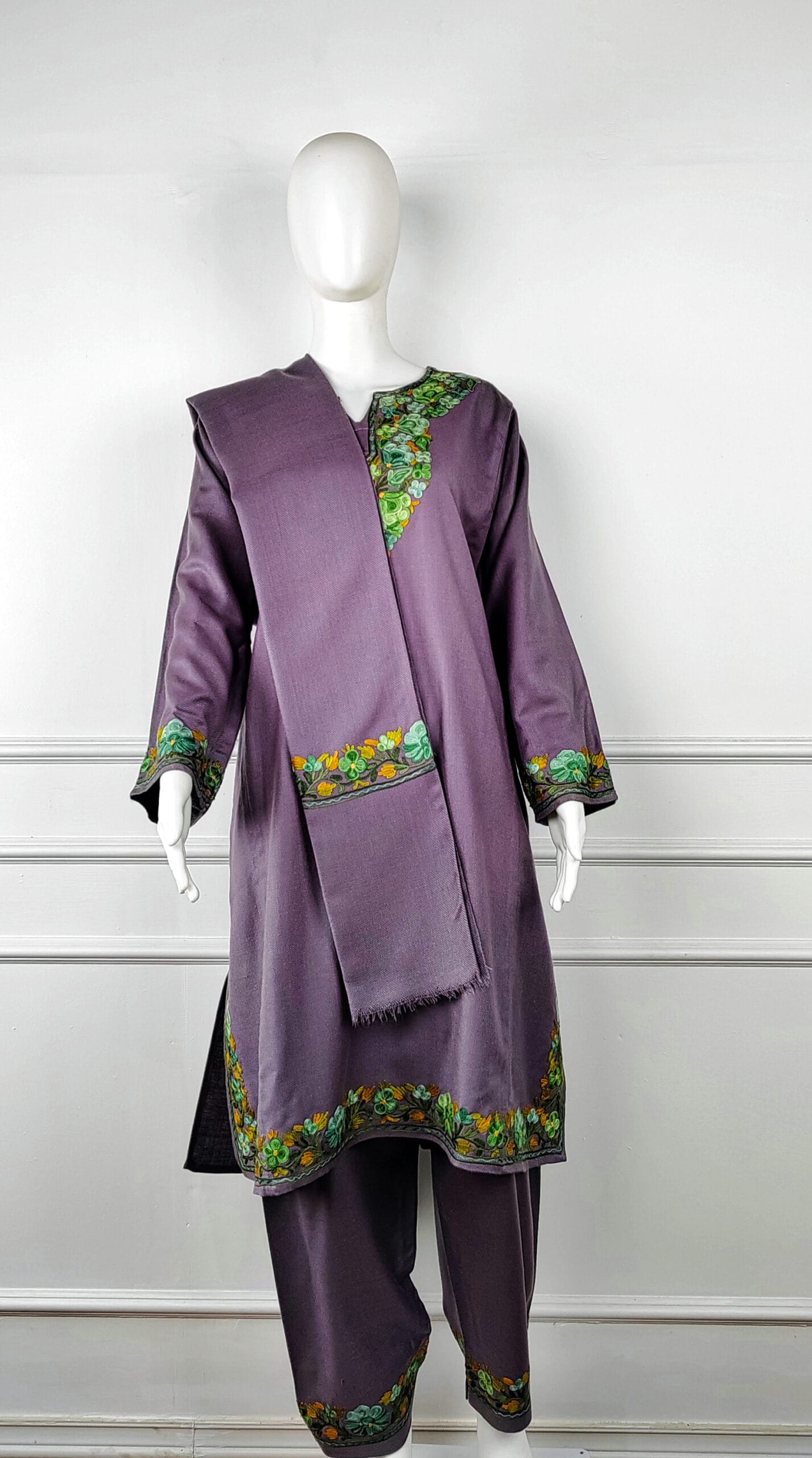 3b-600x1077 Shaam-e-Banafsha Aari Embroidered Wool Pheran