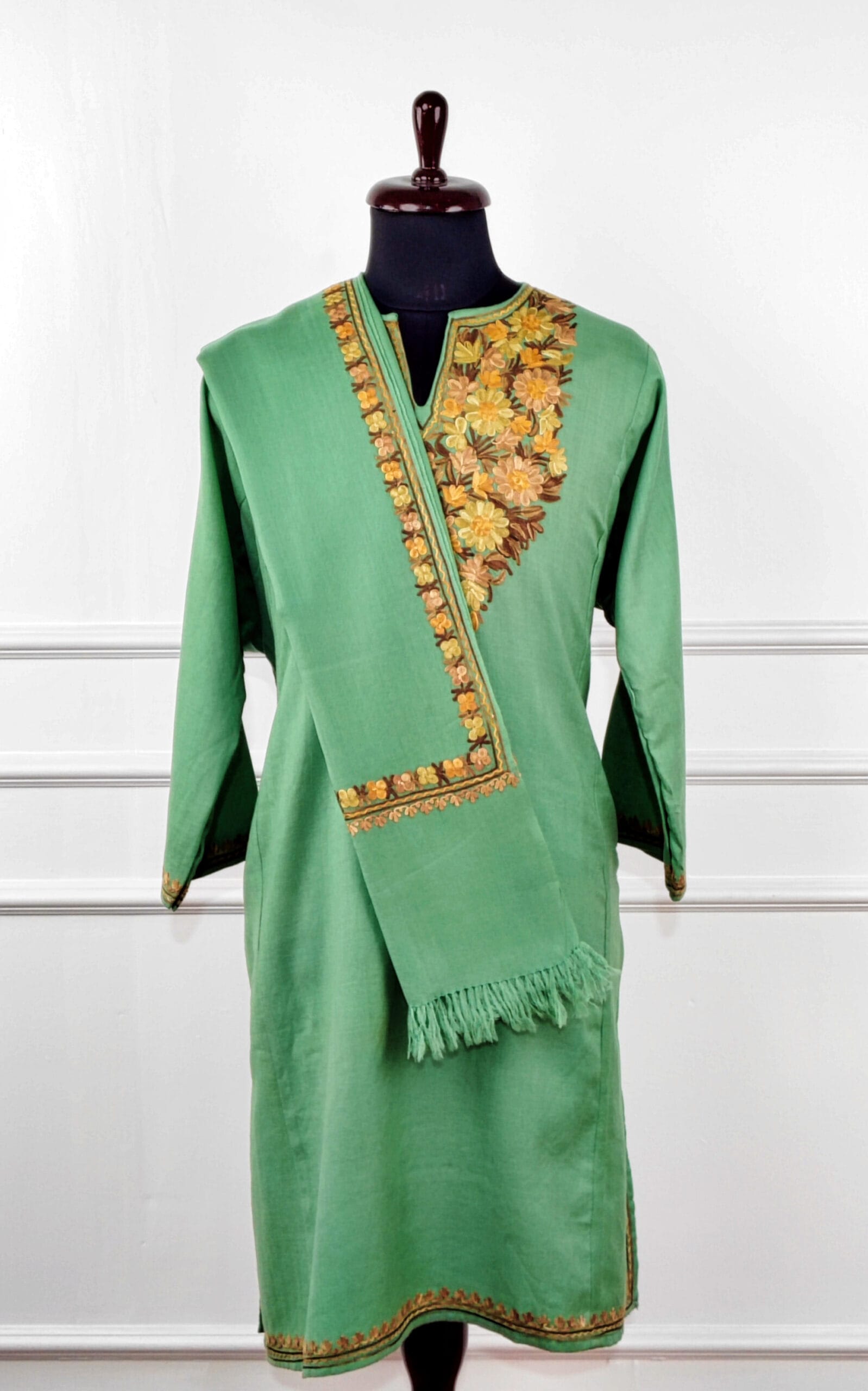 6d-600x961 Zard-Gul Sabz Aari Embroidered Wool Pheran