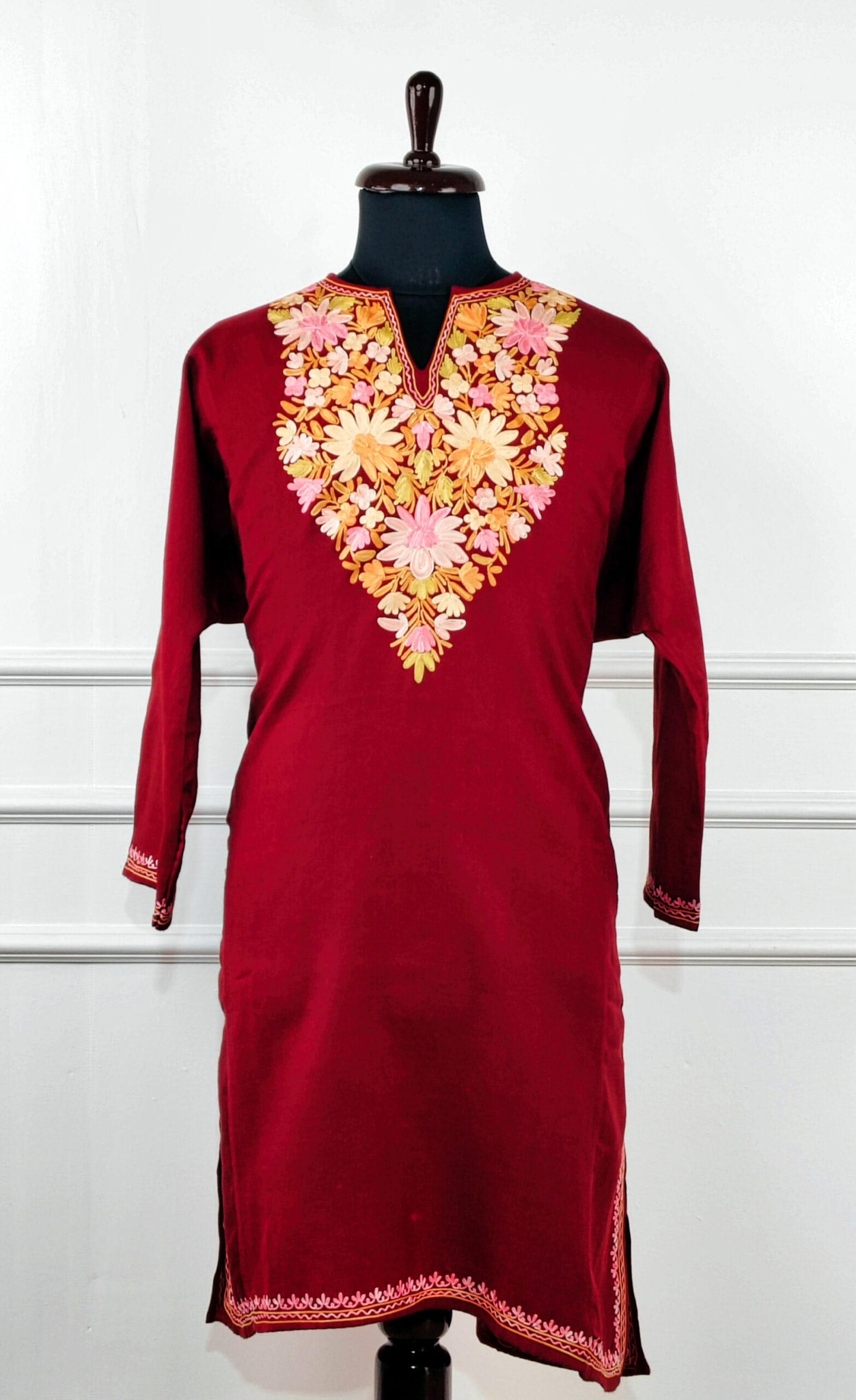 8b-1-600x981 Ruh-e-Laal Aari Embroidered Wool Pheran - Image 3