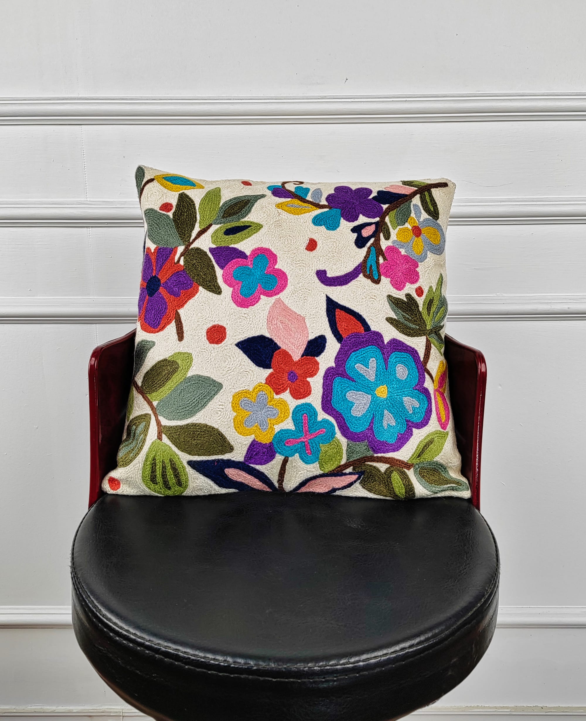 IMG_20251208_142445-600x737 Garden Whimsy Kashmiri Wool Cushion Cover - Image 2