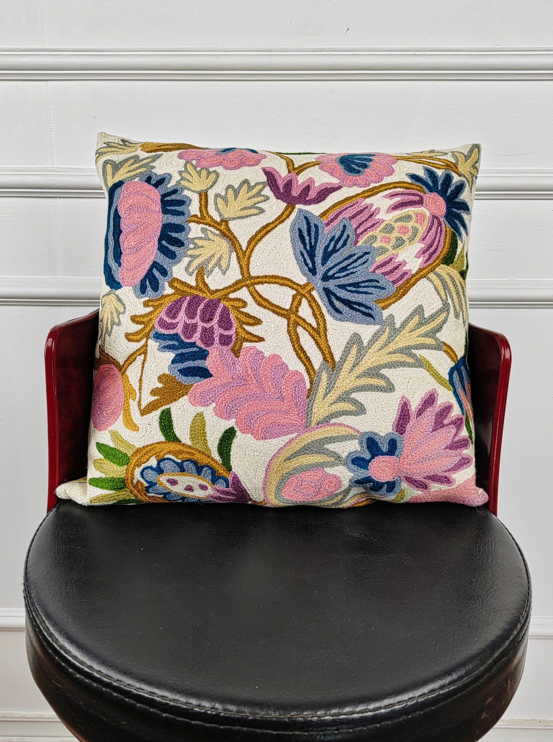 IMG_20251208_144906-scaled-700x940 Ivory Garden Reverie Kashmiri Wool Cushion Cover - Image 2