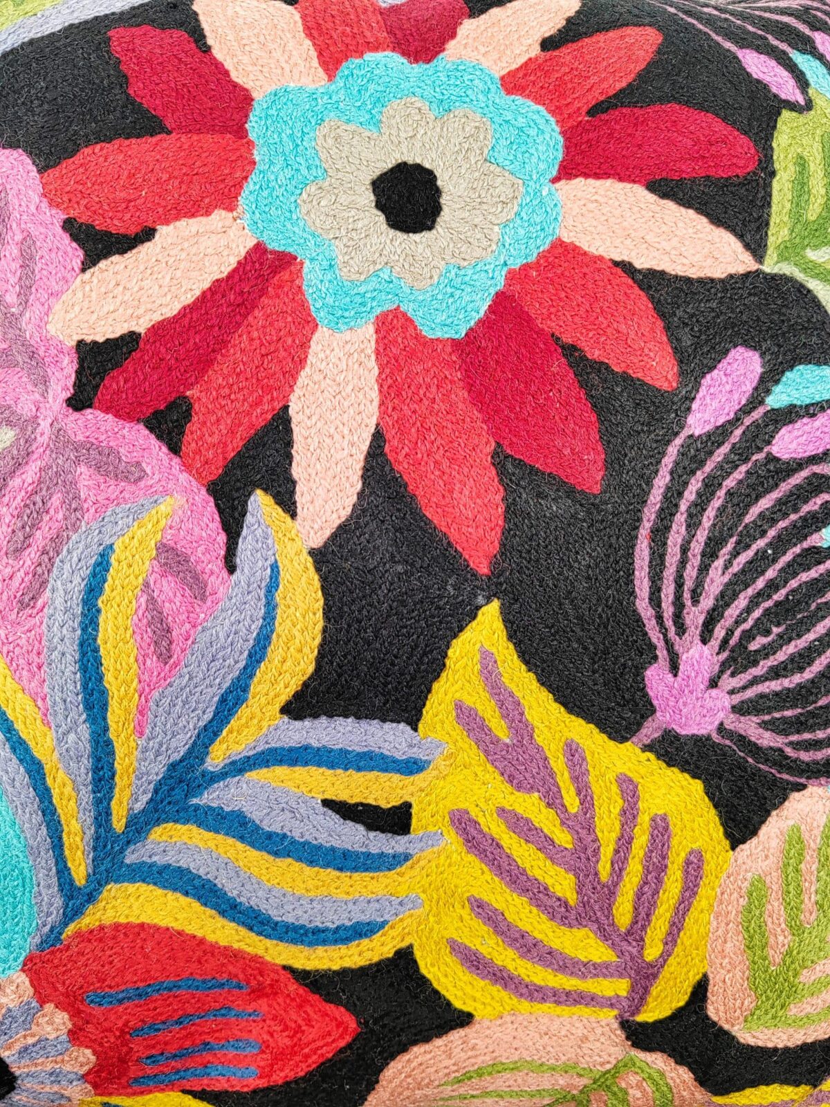 Eclipse Garden Kashmiri Cushion Cover