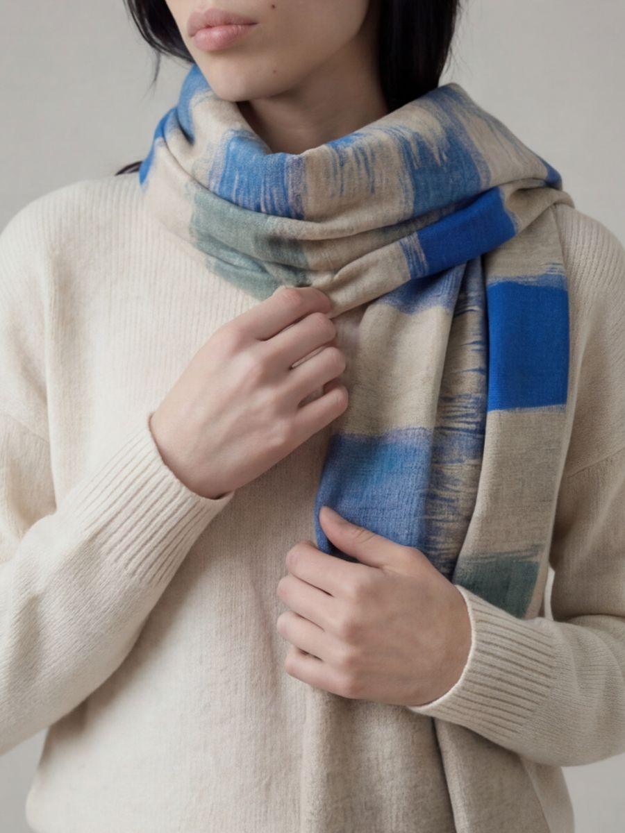 17-700x933 Heritage Pashmina® Coastal Mist Kashmiri Ikat Scarf - Image 4