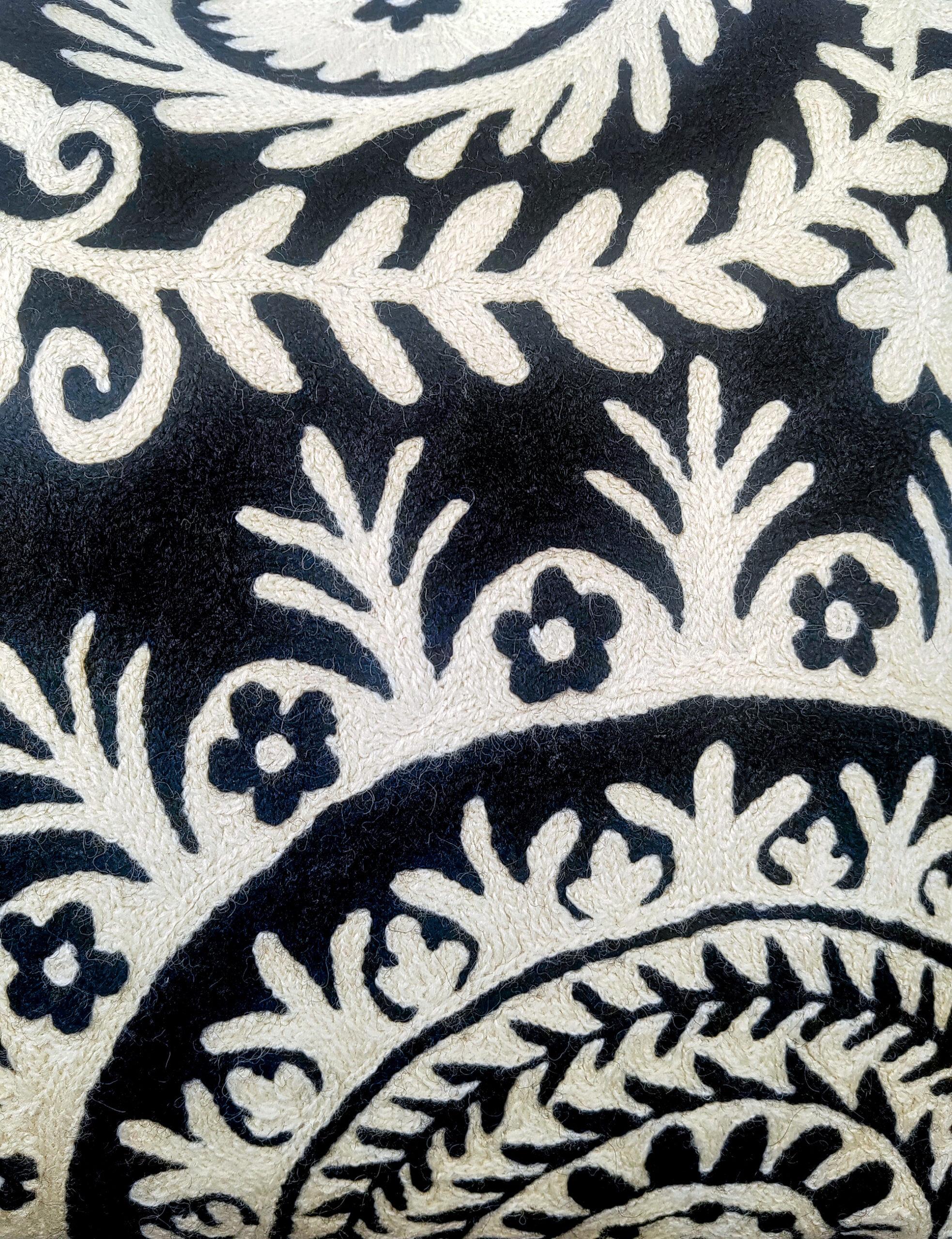 27c-600x781 Ivory Noir Garden Kashmiri Wool Cushion Cover - Image 3