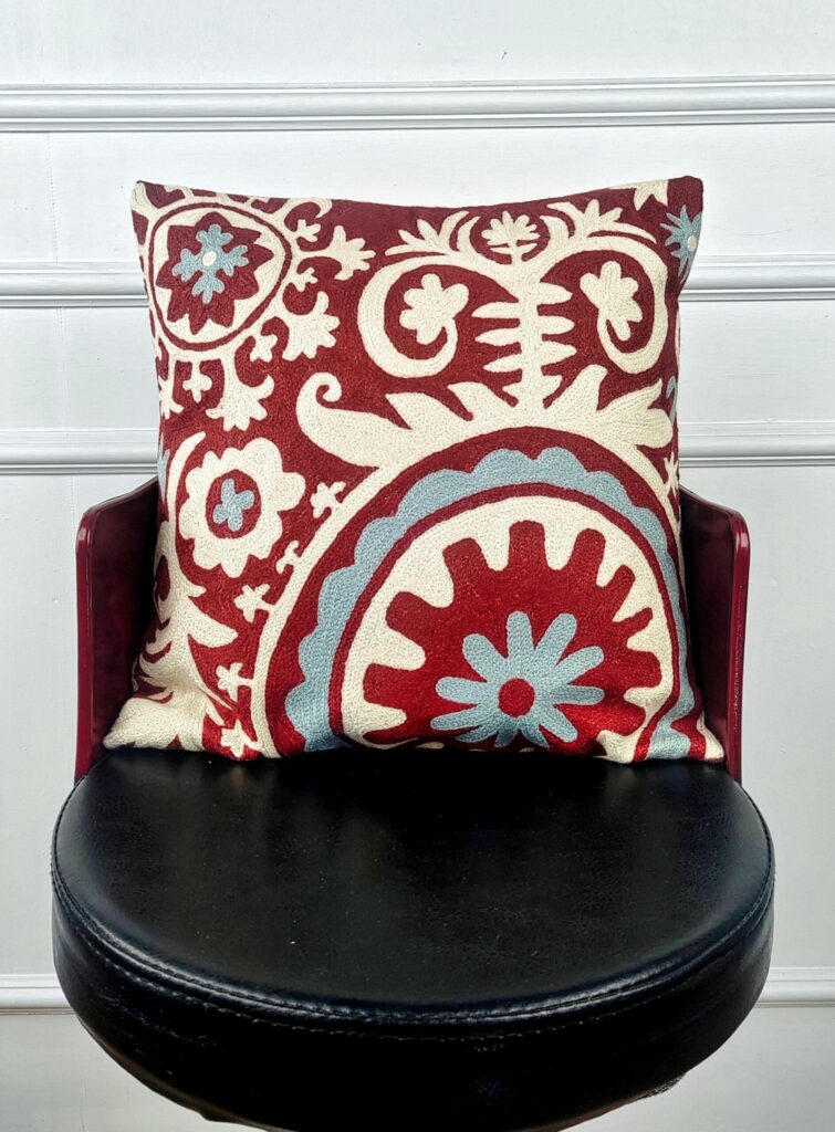 Crimson Arabesque Kashmiri Wool Cushion Cover