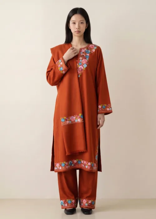 Gulnaar-e-Aatish Aari Embroidered Acro Wool Pheran Set (Pheran, Scarf & Trousers)