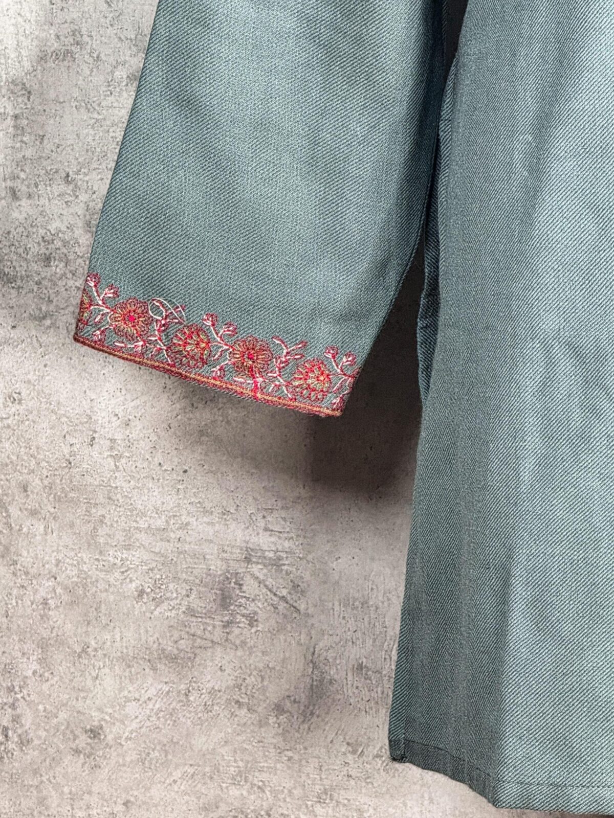 Fern & Bloom Kashmiri Short Kurti