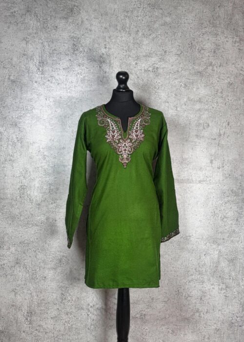 Jadevine Embroidered Kashmiri Kurti