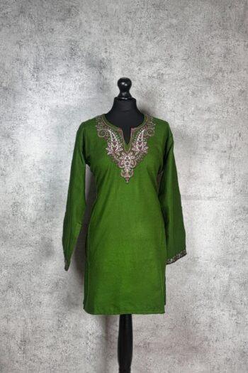 Jadevine Embroidered Kashmiri Kurti