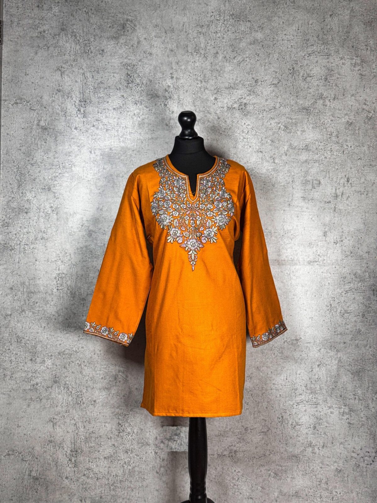 Aurelia Garden Kashmiri Short Kurti