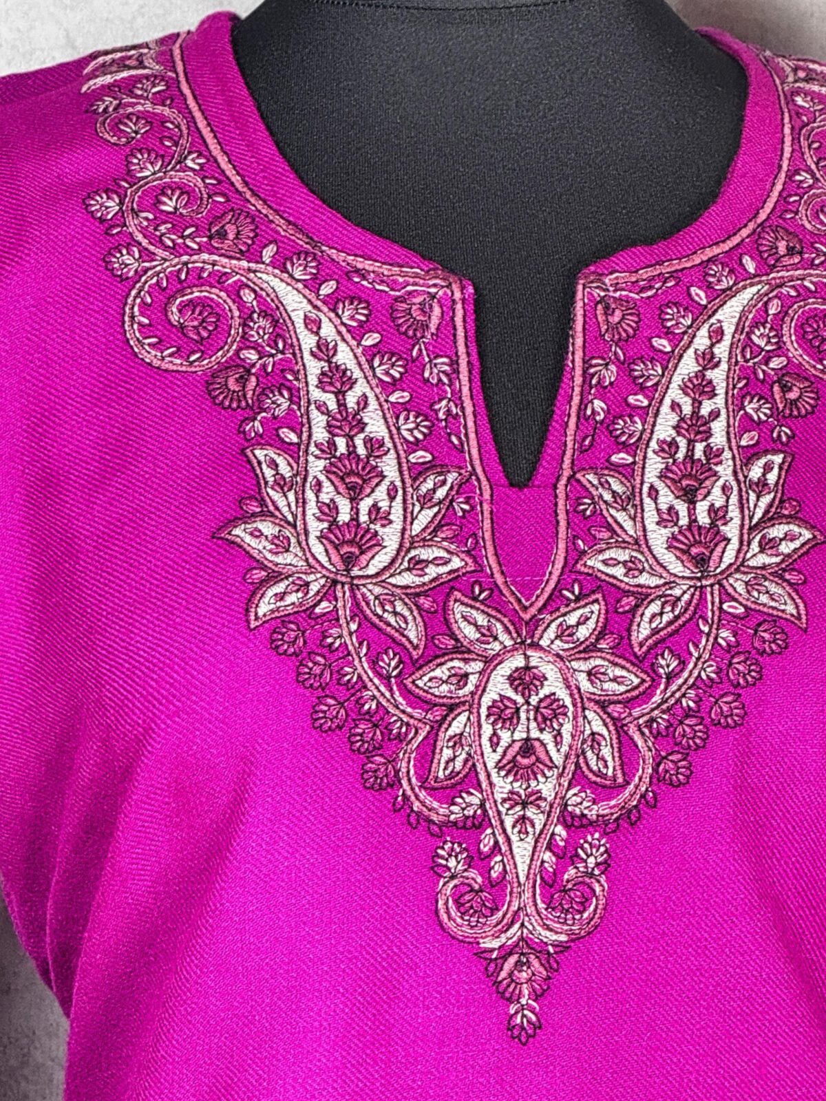 Aurette Vine Kashmiri Short Kurti