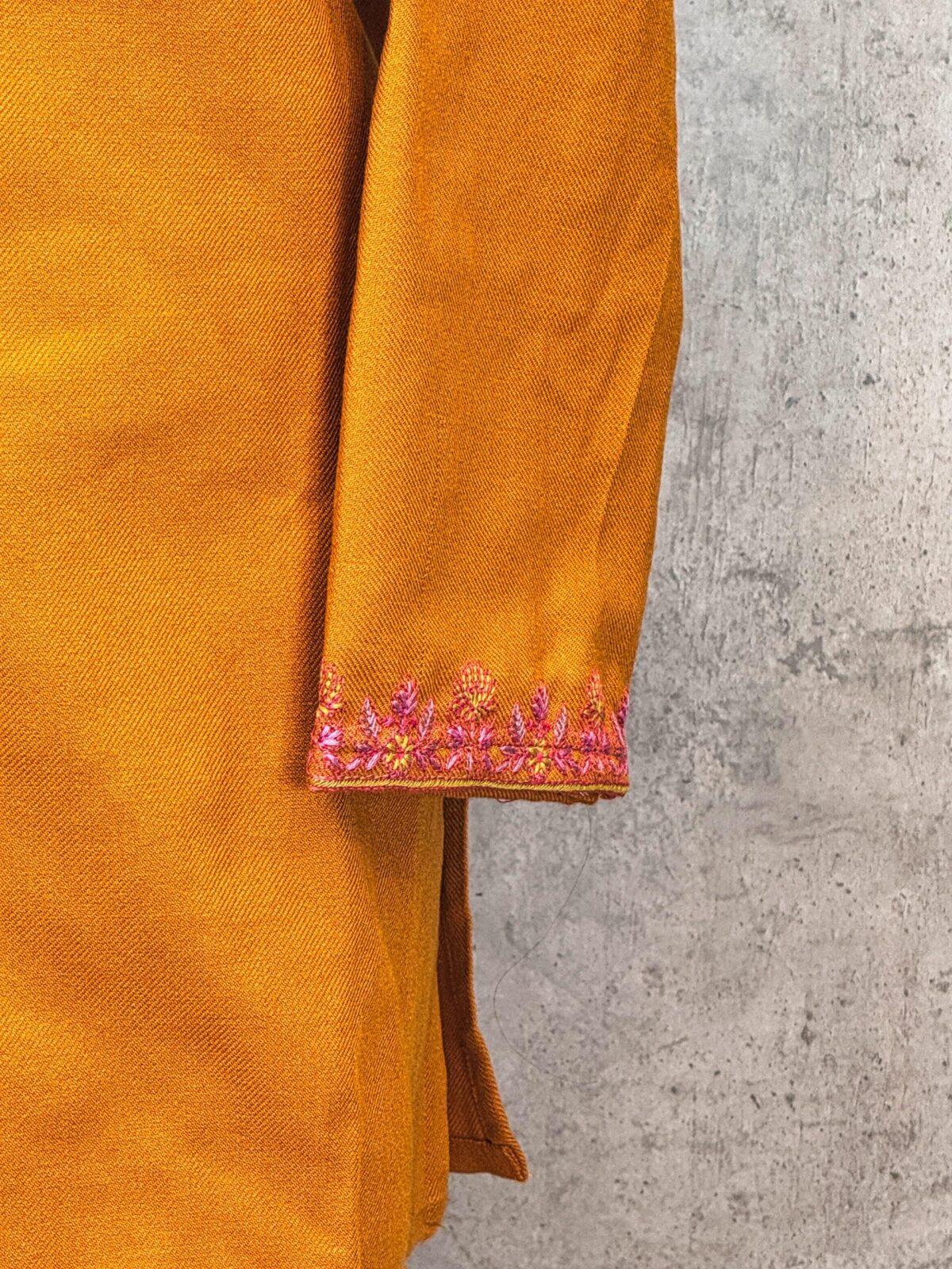 Zarin Petal Kashmiri Short Kurti