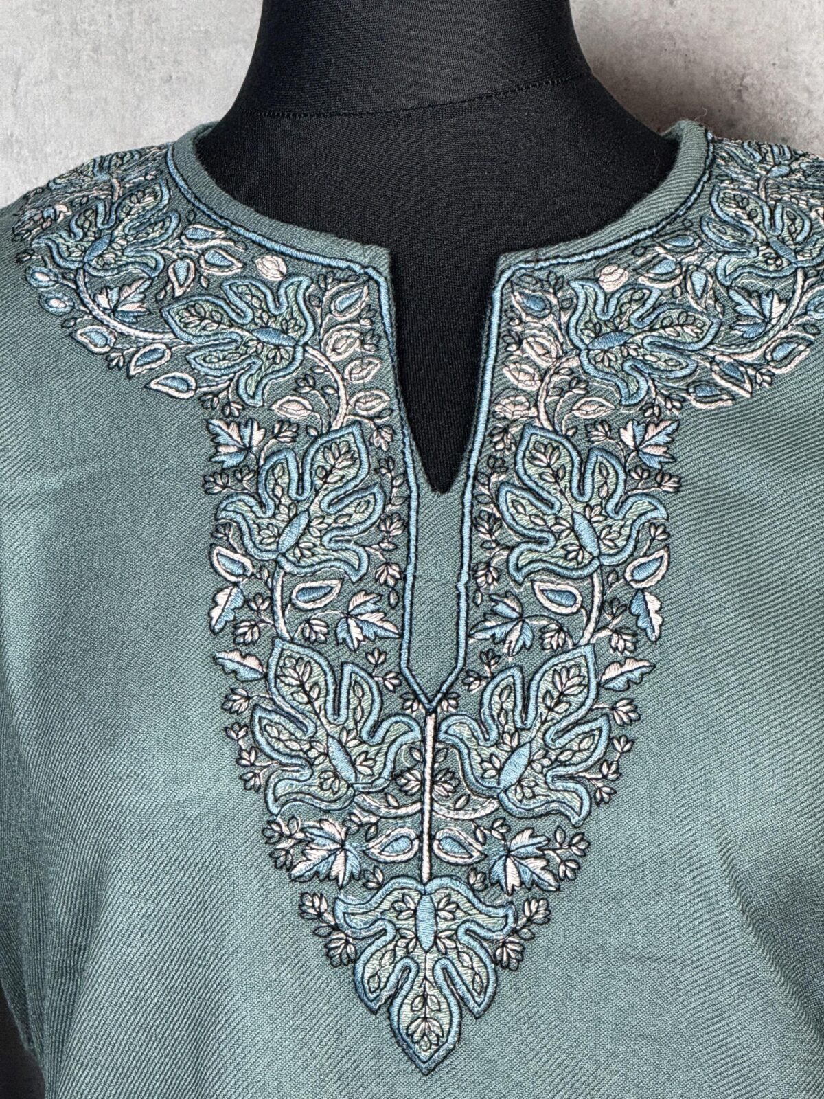 Mistleaf Kashmiri Short Kurti