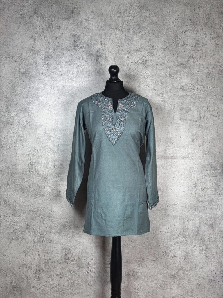 Mistleaf Kashmiri Short Kurti