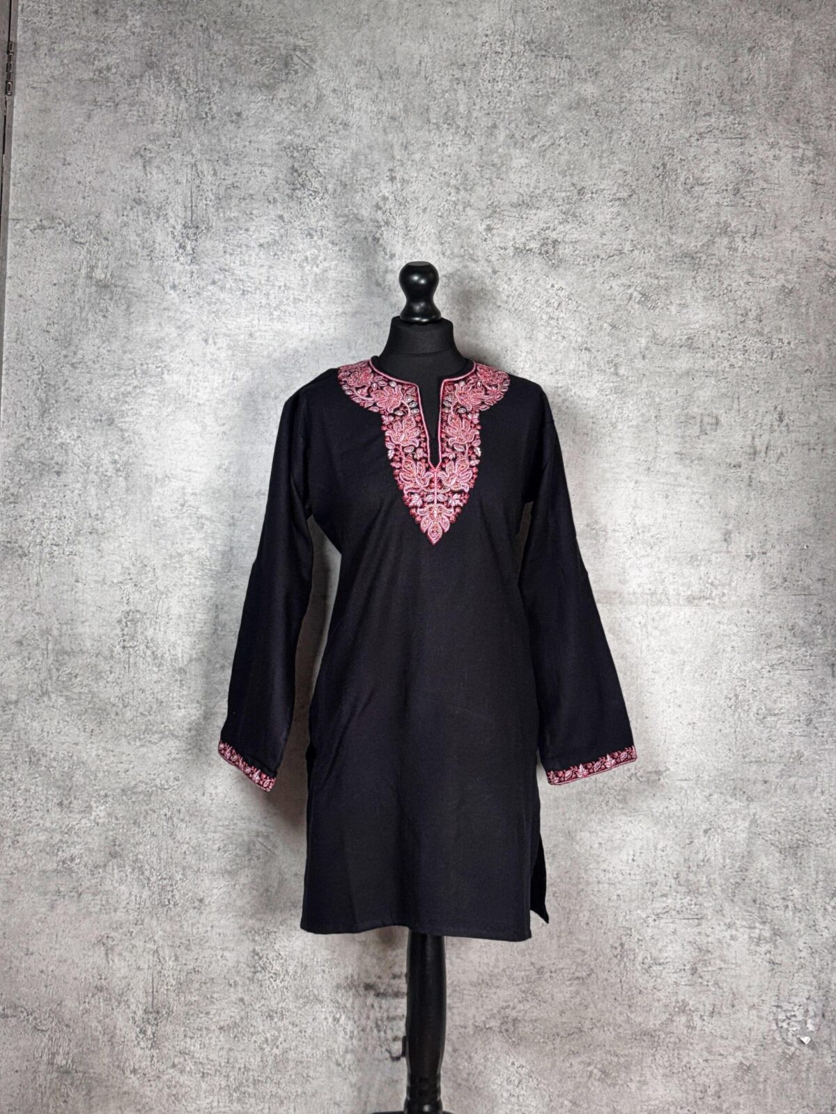 Obsidian Rosé Kashmiri Short Kurti