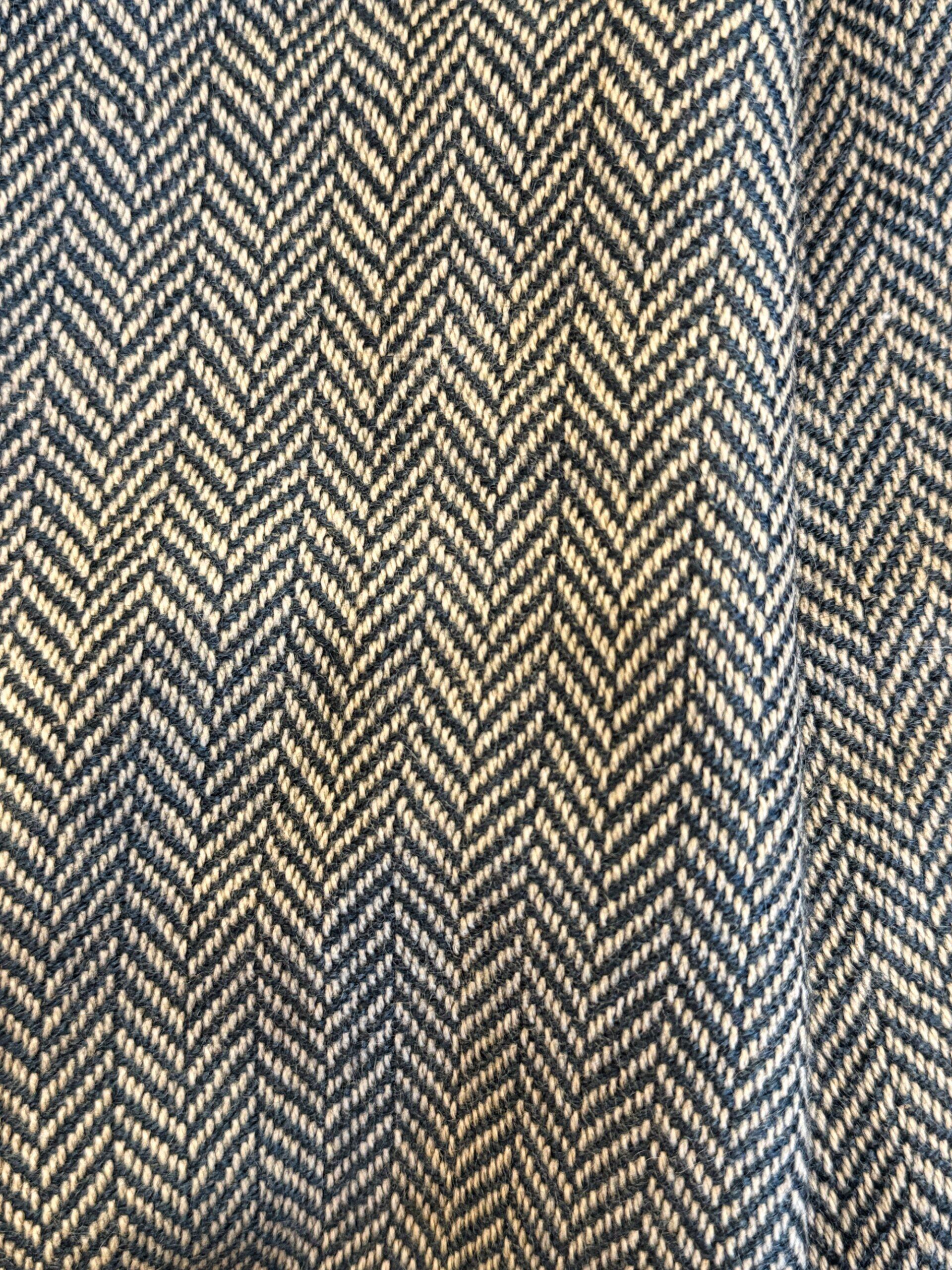 IMG_9137-700x933 Heritage Pashmina® Silver Ash Cashmere Scarf - Image 2