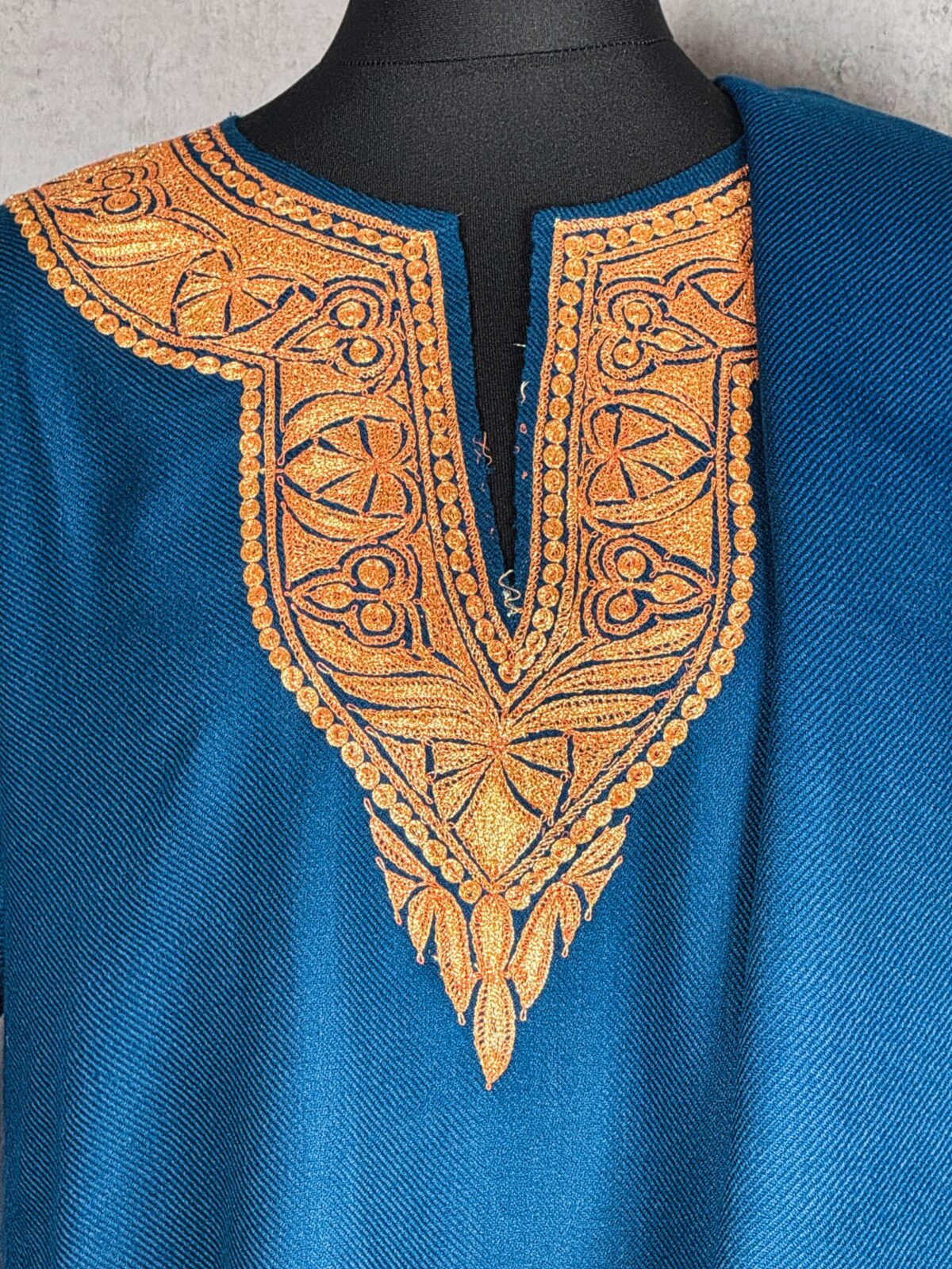 Zara Firozi Royale Tilla Pheran Set