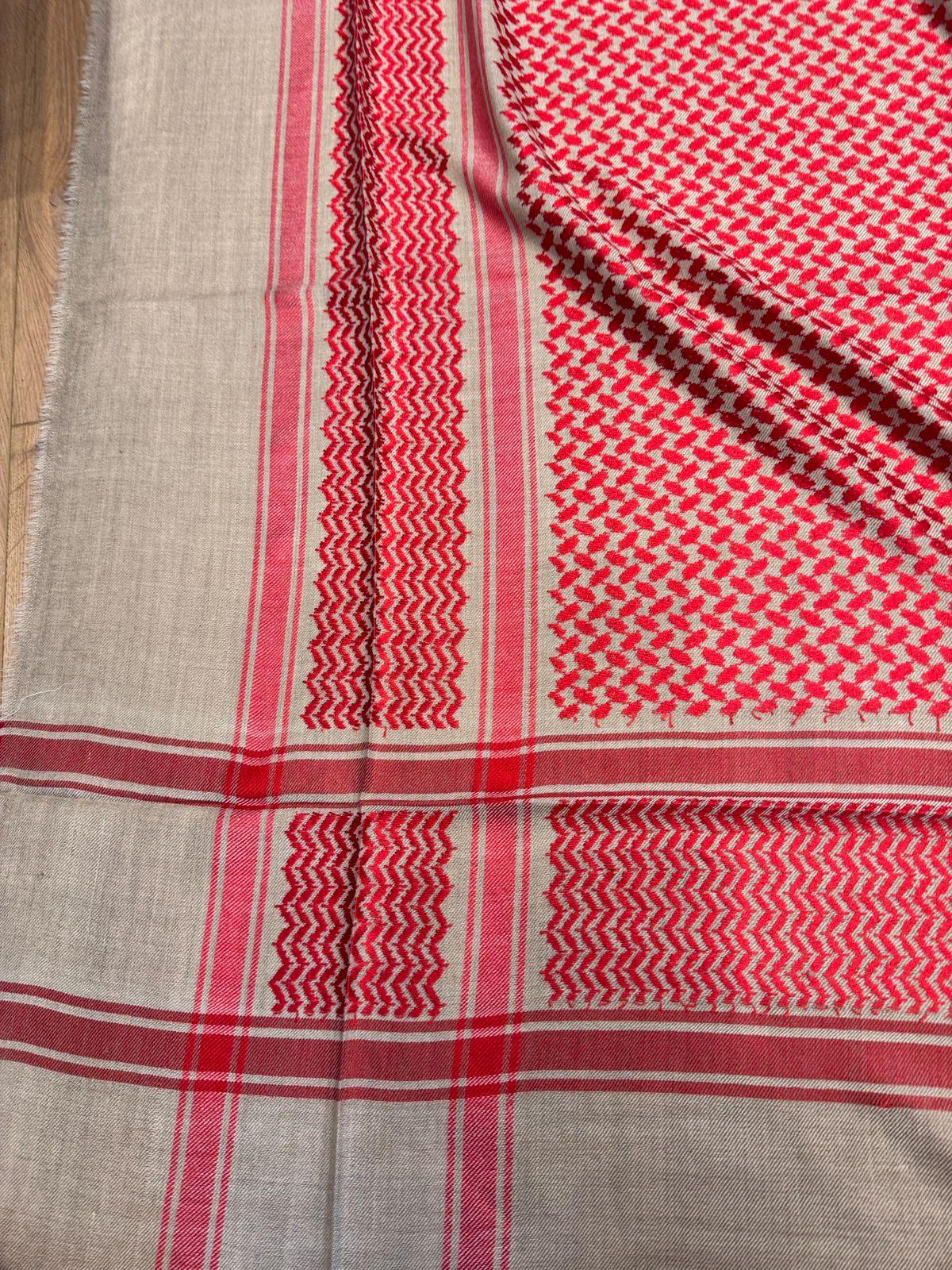 WhatsApp-Image-2026-04-04-at-13.09.43-3-700x933 Chinar Grove Shemagh - Image 3