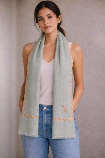 Ruhani Kashmiri Pure Wool Needle Scarf in Mint