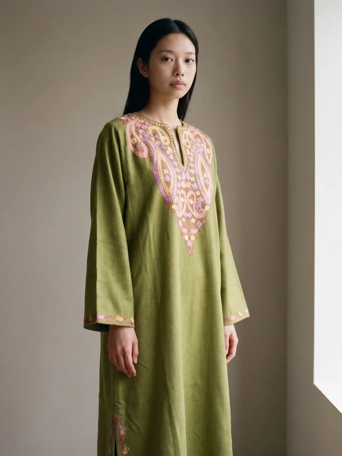 Gulbahar Olive Green Acro Wool Aari Embroidered Pheran