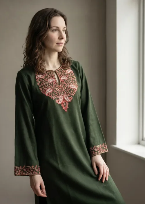 Guldaan Handcrafted Acro Wool Kurti with Kashmiri Needlework (Forest Green)