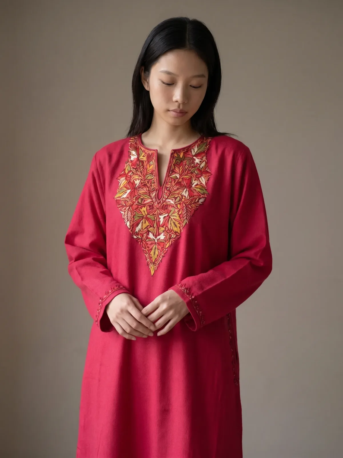 Mahveen – Crimson Hand Needle Work Pheran