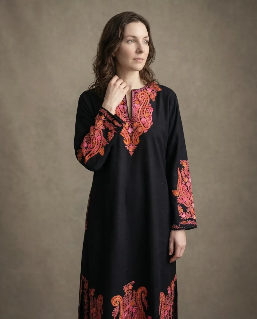 Noor-e-Ember Black Acro Wool Aari-Embroidered Pheran