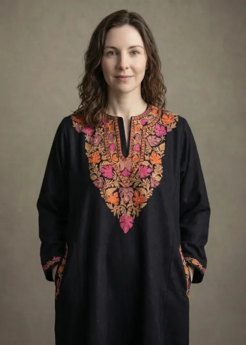Posh Rang Acro Wool Aari Embroidered Pheran