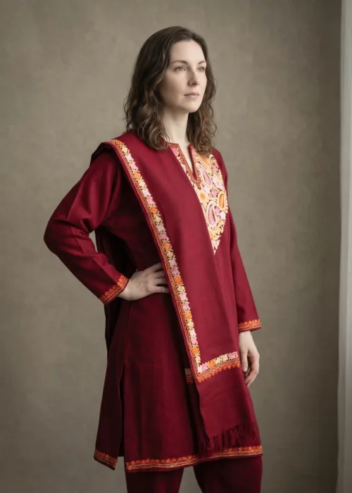 Shaam-e-Anar Aari Embroidered Wool Pheran