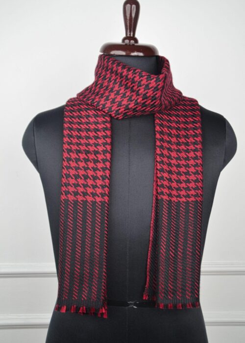 Heritage Pashmina® Crimson Houndstooth Heritage Muffler