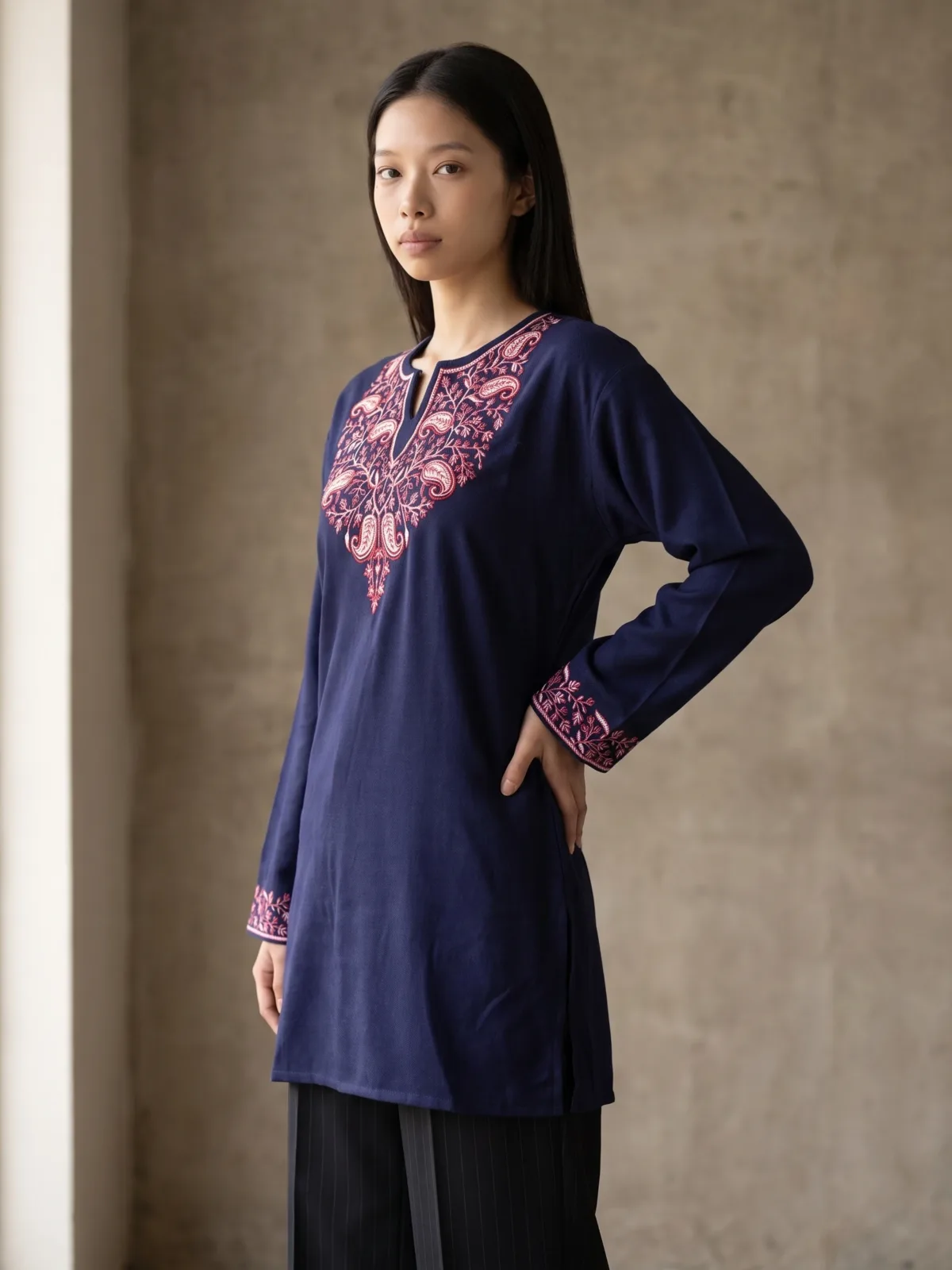 Starlace Embroidered Short Kurti